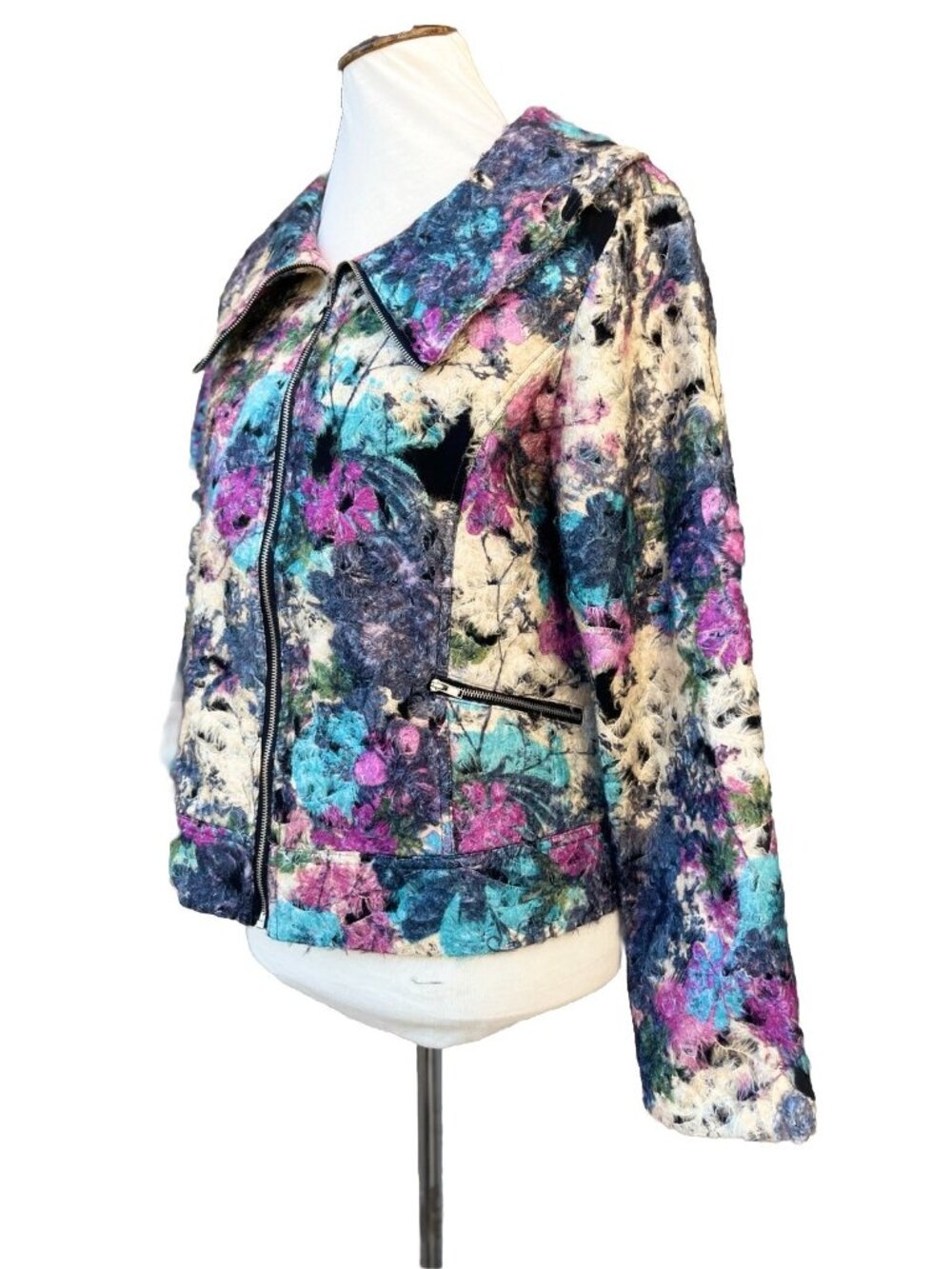 Vintage City Girl Nancy Bolen Fuzzy Floral Jacket - Picture 14 of 15